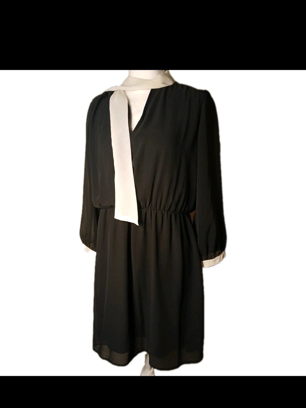 Black Long-Sleeve Tie-Neck Dress with Ivory Scarf Detail Size 8